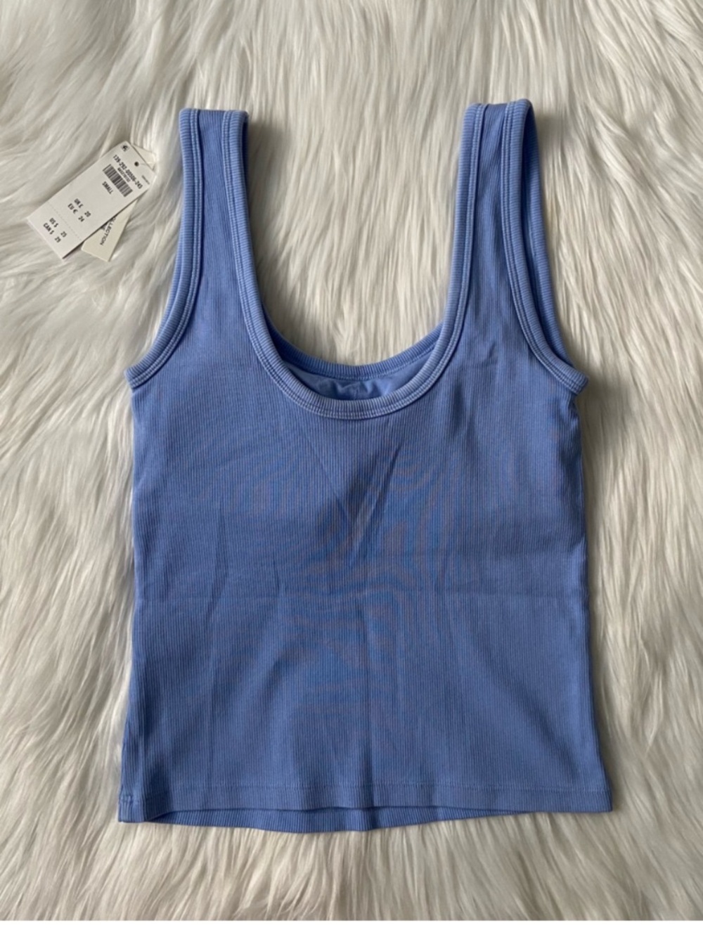 bra-free rib scoopneck tank - Picture 11 of 12